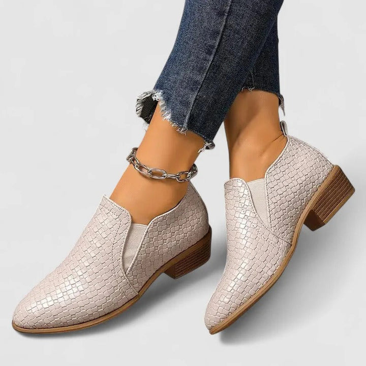 Peyton Sonnet Block-Heel Shoes – Gray