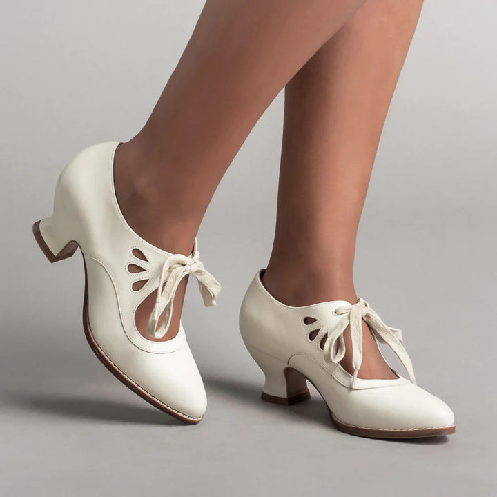 Cara Sonata Elegant Pumps by Belsetta