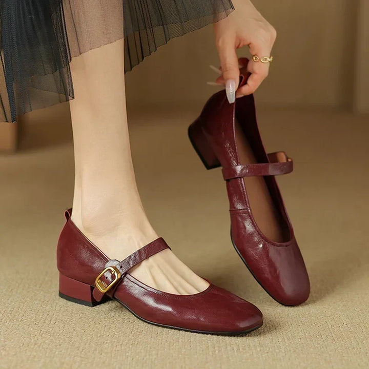 Phoebe Waltz Classic Pumps by Belsetta