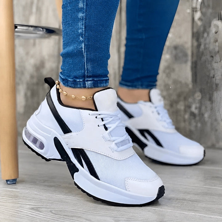 Teagan Locket Everyday Sneakers – White