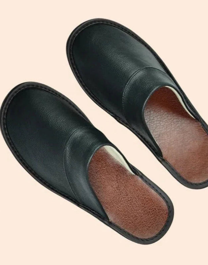 Sage Posy Indoor Slippers – Black