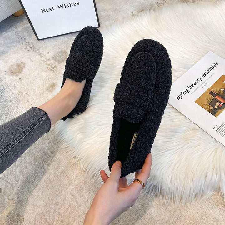 Tatum Posy Indoor Slippers – Black