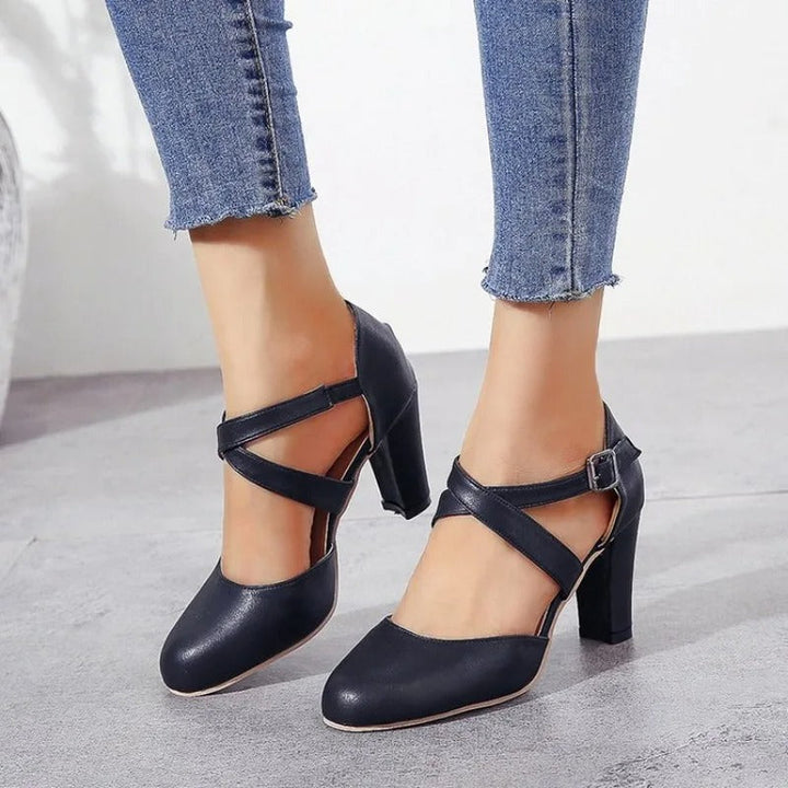 Brooklyn Sonnet Pumps – Black